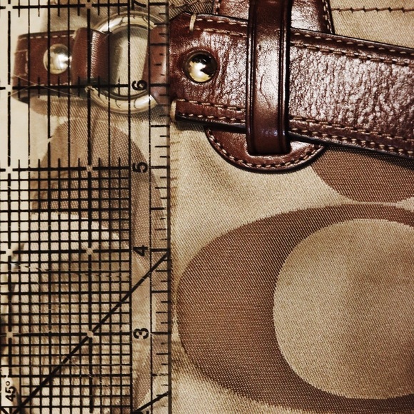 COACH Shoulder Satchel - Picture 8 of 8